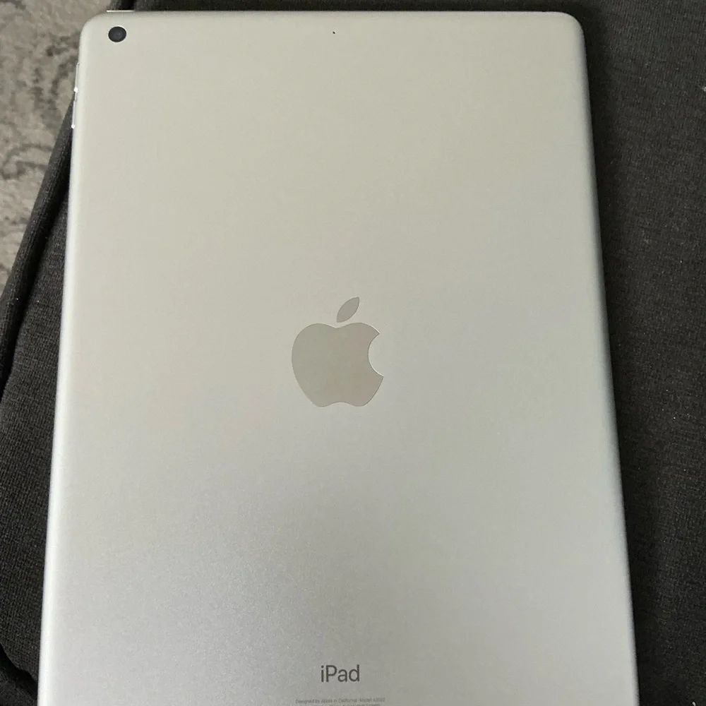 Apple 9th generation 256 GB iPad